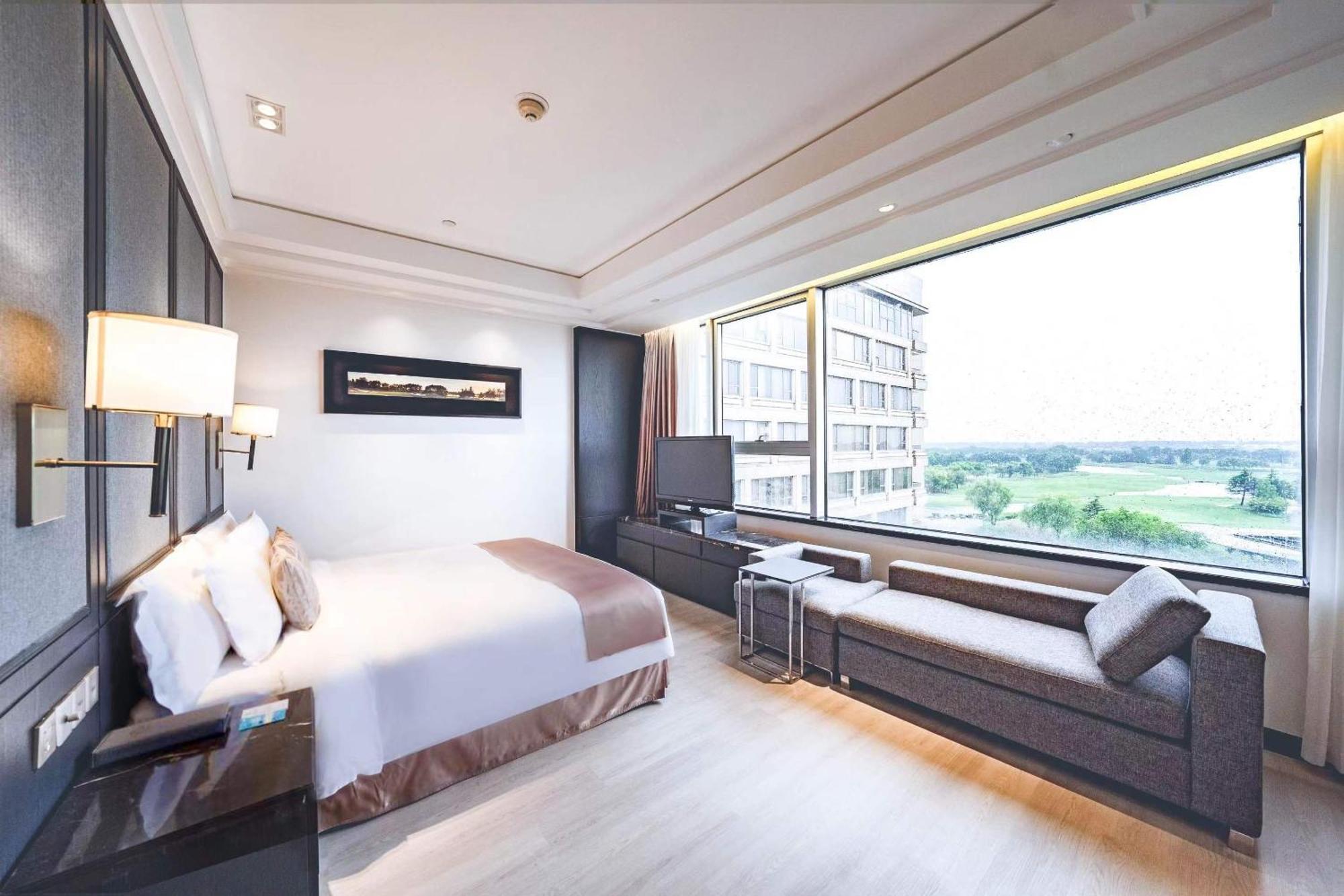 Crowne Plaza Shanghai Anting-Auto City - 15 Minutes Drive To F1 Jiading Eksteriør bilde
