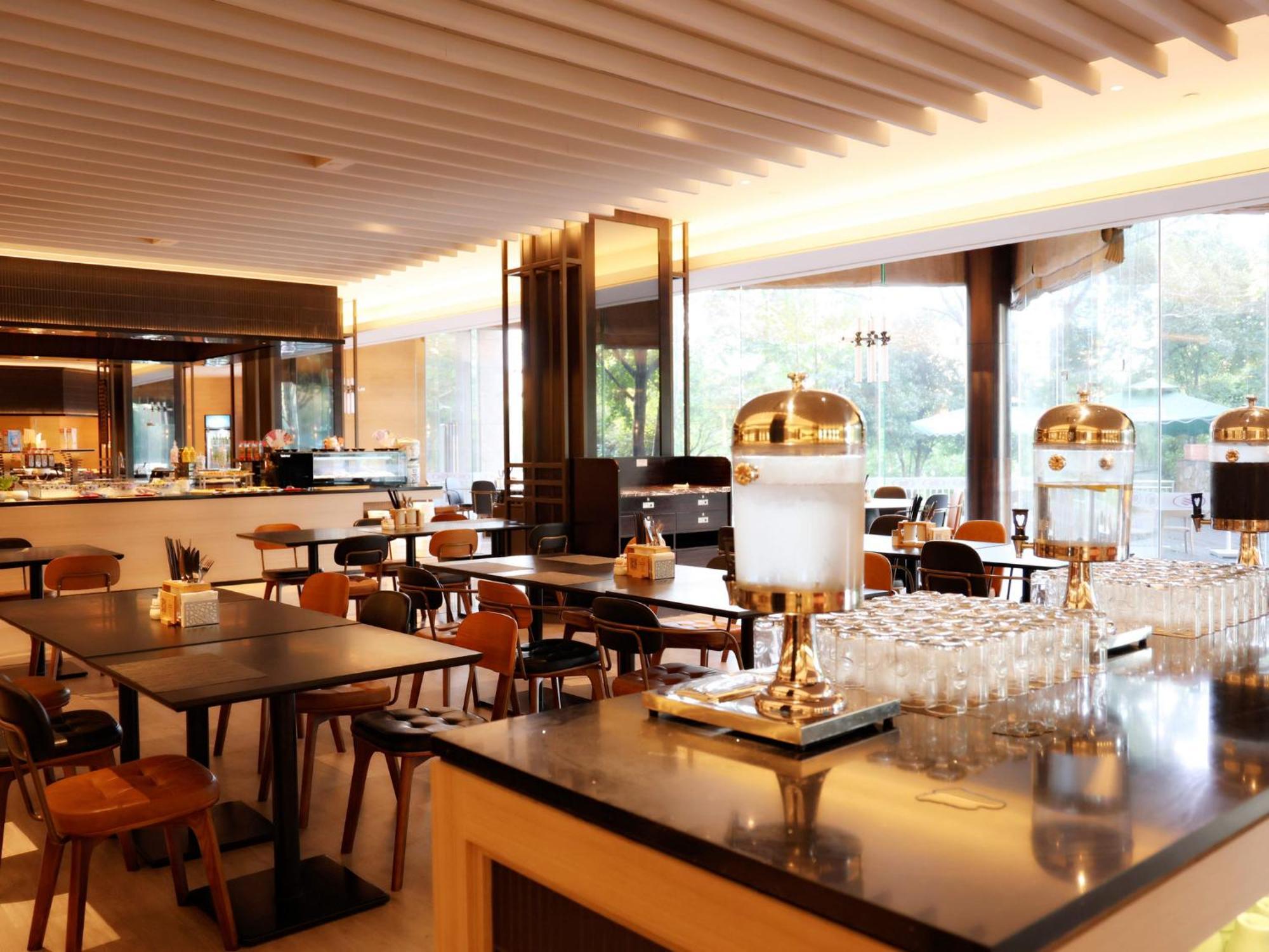 Crowne Plaza Shanghai Anting-Auto City - 15 Minutes Drive To F1 Jiading Eksteriør bilde